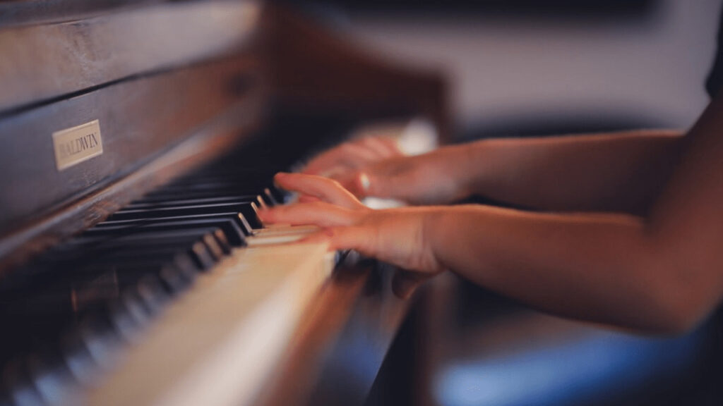 ピアノを弾いて腱鞘炎になる原因とは?おすすめの対策をご紹介!